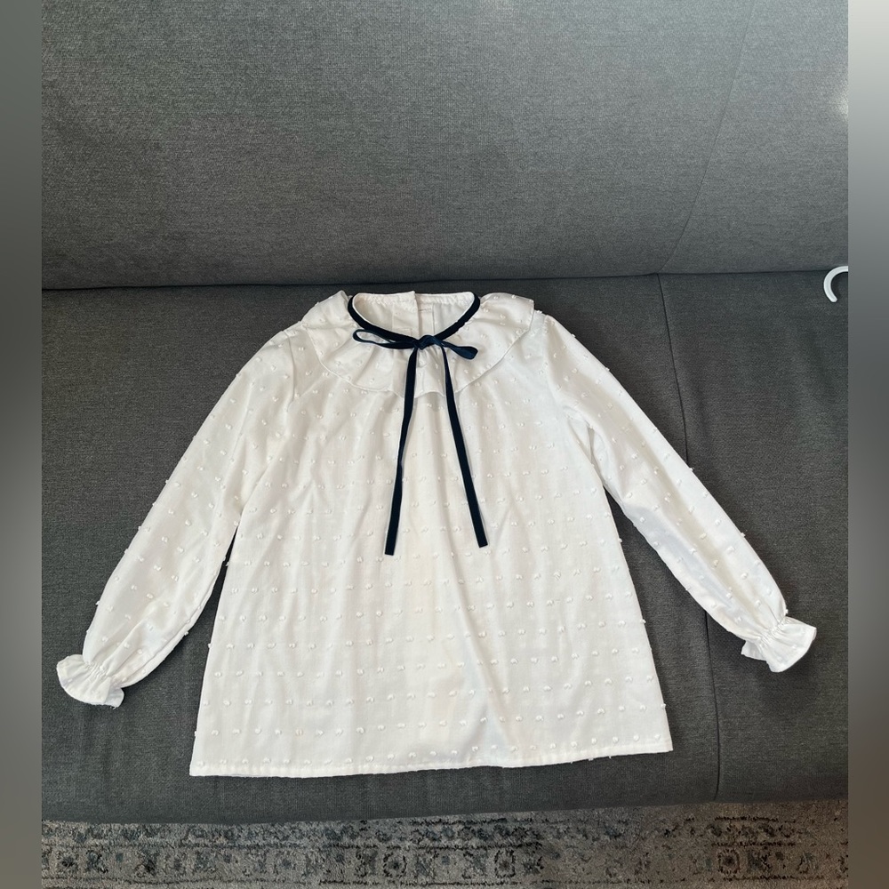 Girls Martina Charlotte cotton and velvet blouse size 5 years.